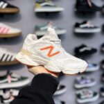 کتونی نیوبالانس 9060 رنگ سفید نارنجی / کد 90602