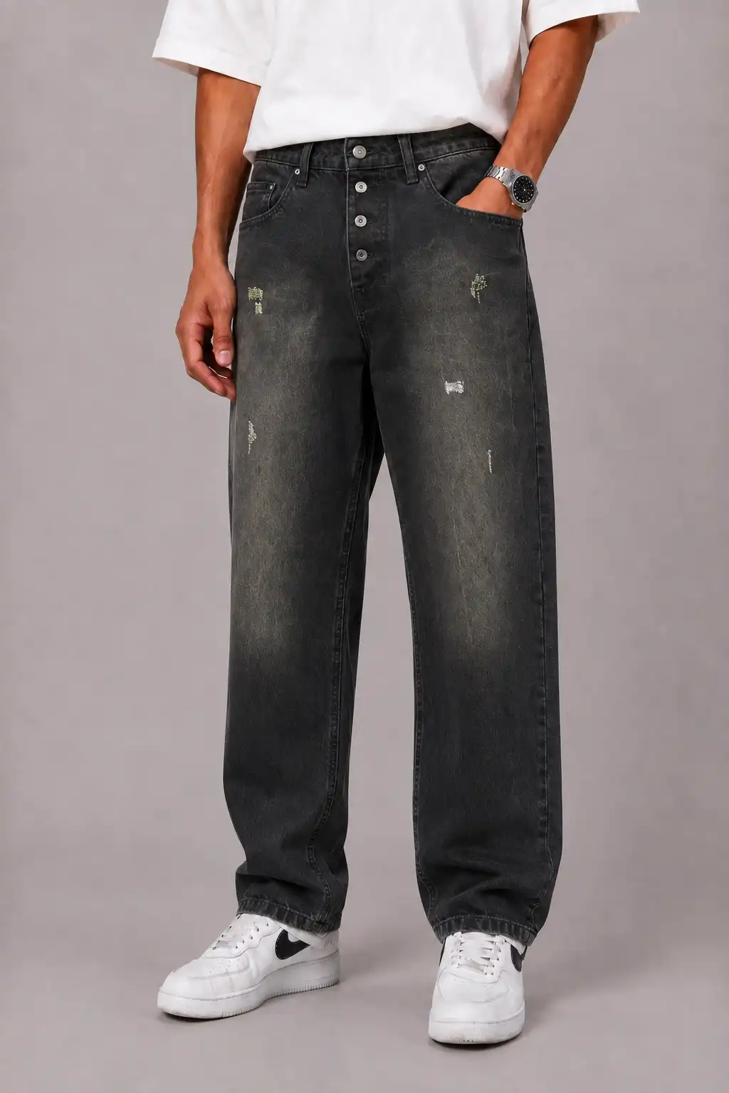 Black-mom-style-jeans-with-green-bottoms-heroshoop.webp شلوار جین مام استایل مشکی ته سبز / کد 7176 - Image 1