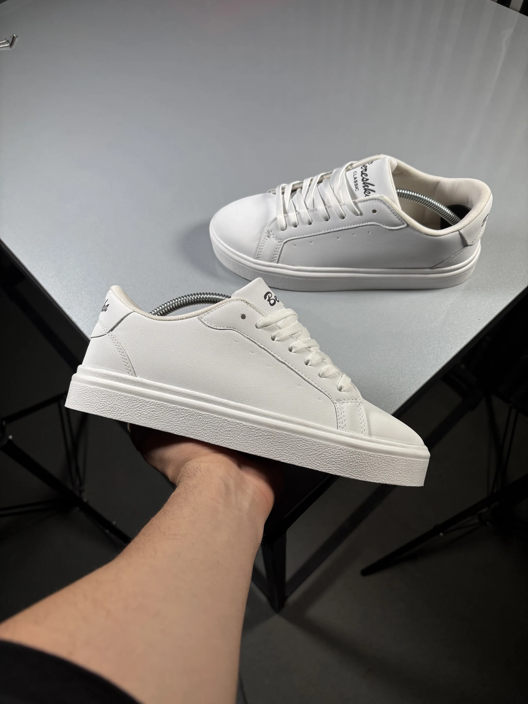 Classic-Breshka-Vans-Cotton-All-White-heroshoop.webp کفش ساده اسپرت ونس برشکا کلاسیک / سفید تمام / ست زنانه مردانه 37 تا 44 / کد 2571 - Image 1