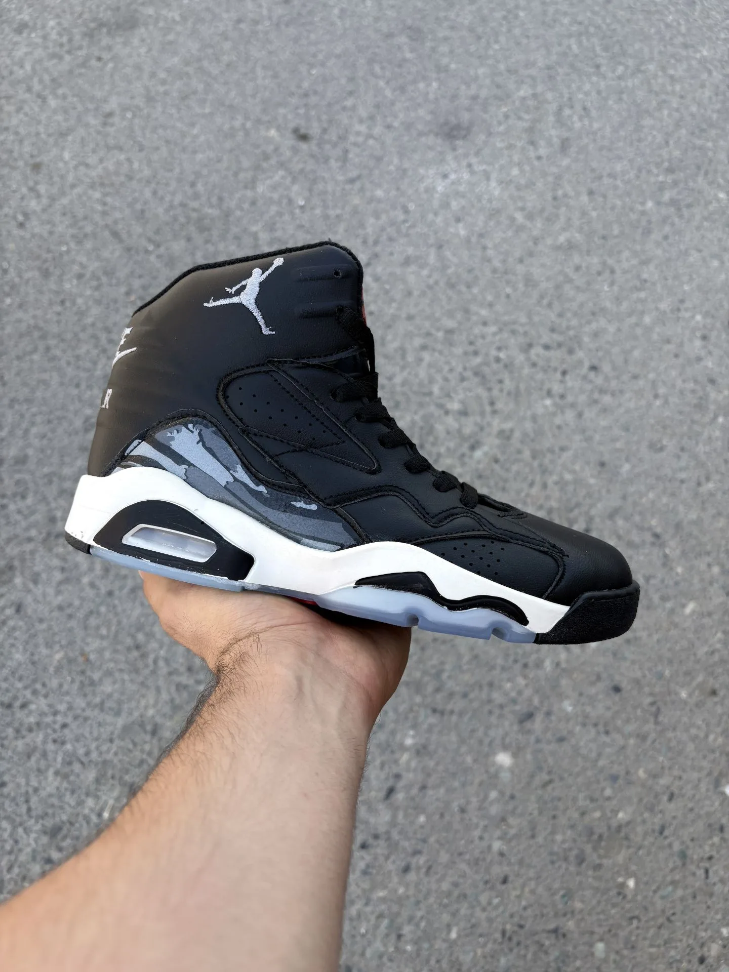 Jordan-4-Cotton-Black-Yellow-heroshoop.webp کتونی نایک جردن سیکس / مشکی سفید طوسی 27113 - Image 1