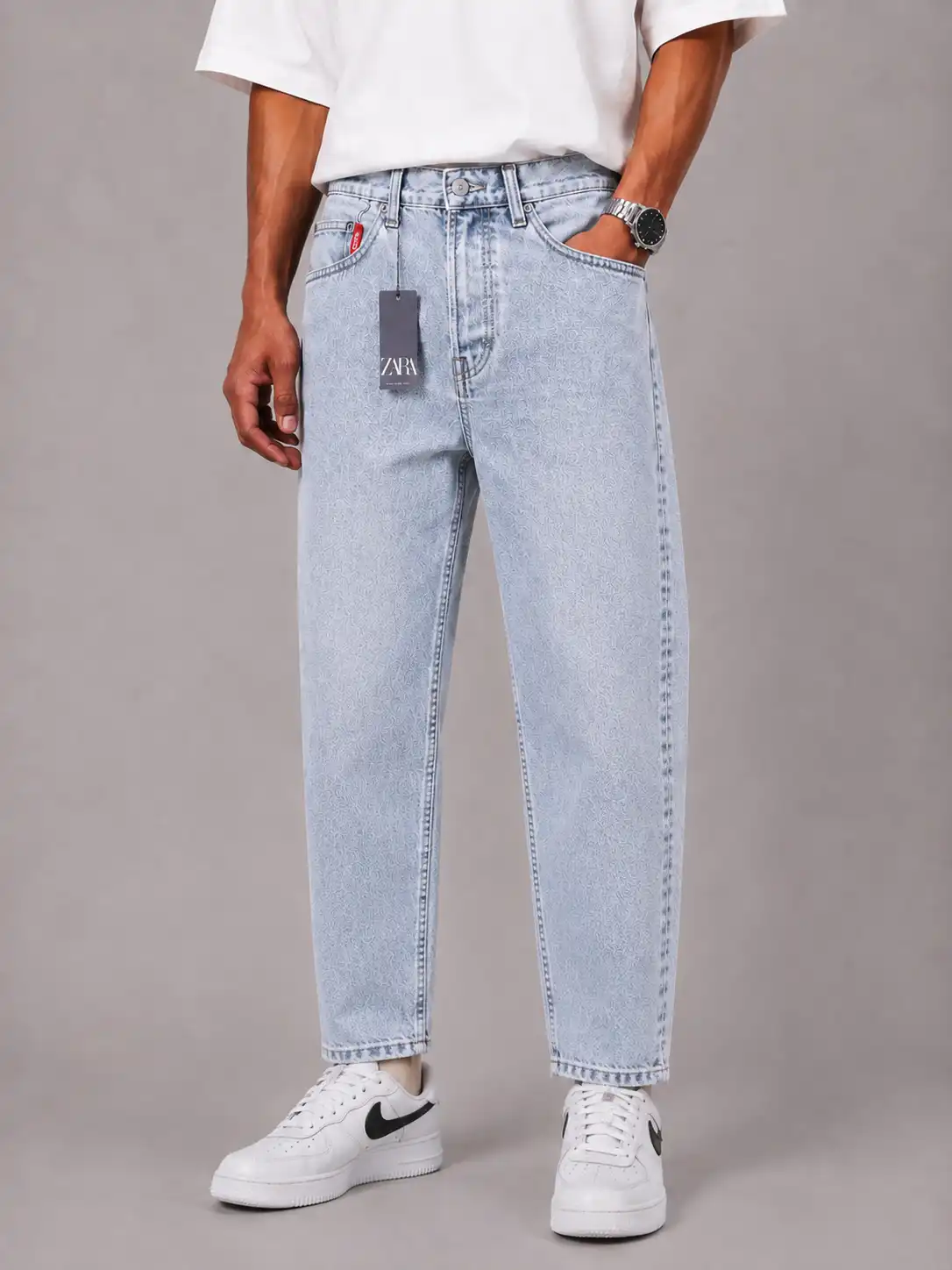 Light-blue-mom-fit-jeans-heroshoop.webp شلوار جین آبی روشن مام فیت / کد 2/28/1 - Image 1
