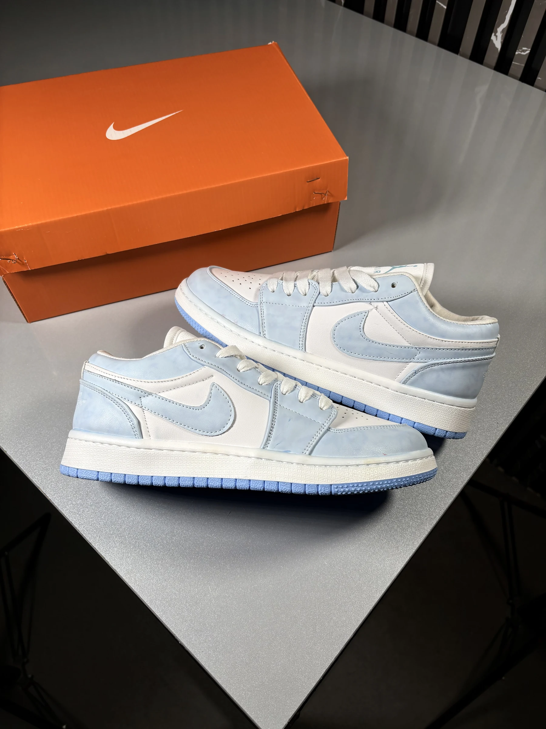 Nike-Jordan-One-Low-Top-Sneakers-Blue-heroshoop.webp کتونی نایک جردن وان ساق کوتاه آبی / کد 4022 - Image 1