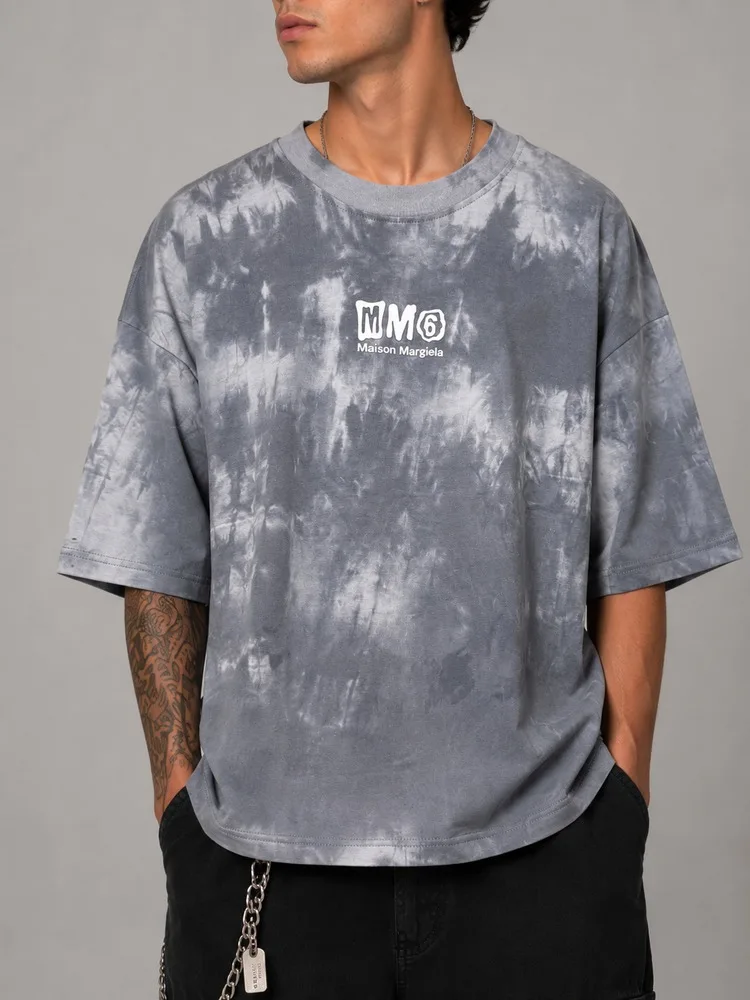 Watercolor-biscuit-design-sports-T-shirt-made-of-cotton-in-gray-color-heroshoop.webp تیشرت اسپرت آبرنگی پارچه پنبه بیسکوییتی / رنگ طوسی سفید / کد 27144 - Image 1