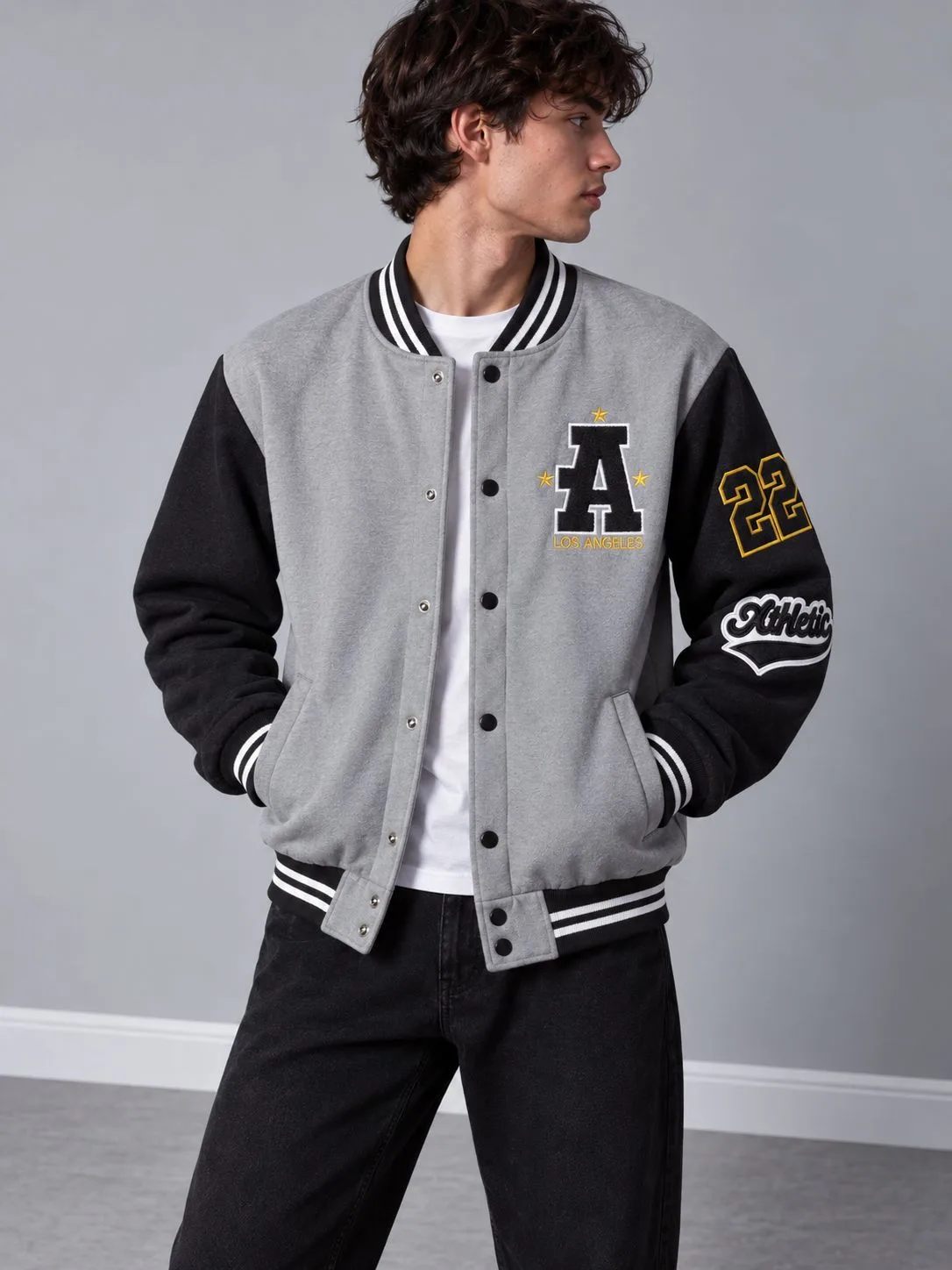 Heavyweight French terry bomber sweatshirt Embroidered 'A' design Grey and black WWW.HEROSHOOP.COM view 1 Heavyweight-French-terry-bomber-sweatshirt-Embroidered-A-design-Grey-and-black-WWW.HEROSHOOP.COM-view-1.webp