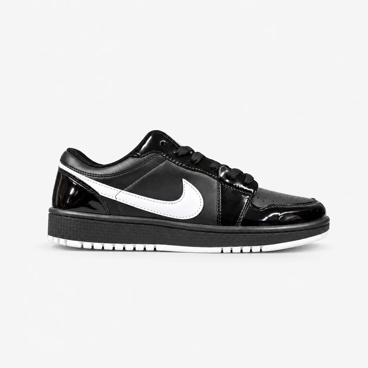Nike Jordan 1 Low Sneakers Black & White Patent Leather Code 148 WWW.HEROSHOOP.COM VIEW 1 Nike-Jordan-1-Low-Sneakers-Black-White-Patent-Leather-Code-148-WWW.HEROSHOOP.COM-VIEW-1.webp